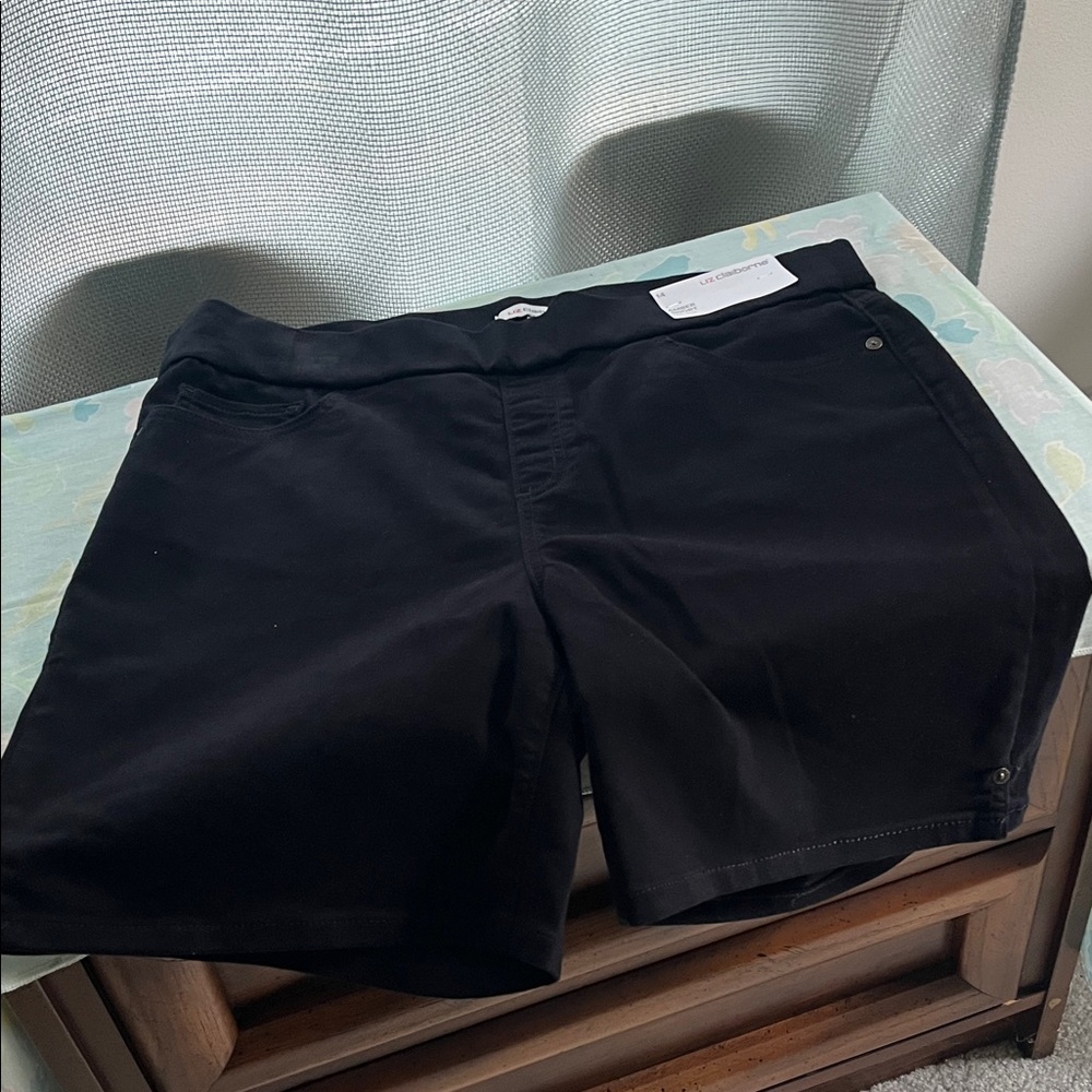 Liz Claiborne Classic Black Women's Shorts